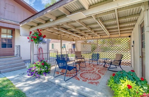 Twin Falls Apartment | Vintage Casita 2 Bdr, Pet Friendly!