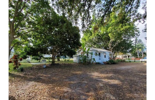 Melbourne Estates Cottage | Vintage Florida Cottage 1955