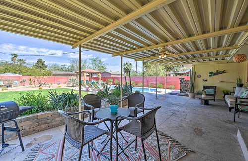 Las Vegas Cottage | Vintage Las Vegas Oasis < 3 Mi to the Strip!