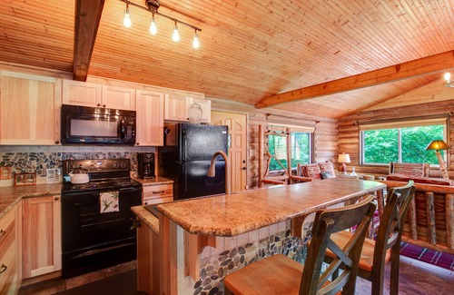 Belfair Cabin | Vintage Mid-Century Modern Lakefront Log Cabin