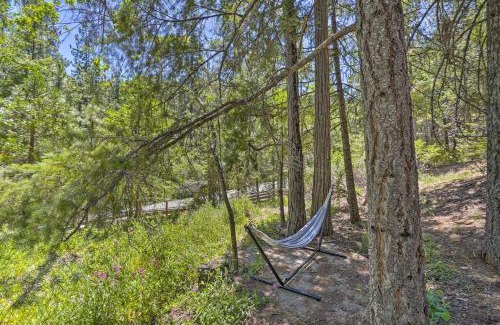 Coffee Creek House | Vintage Pines Cabin