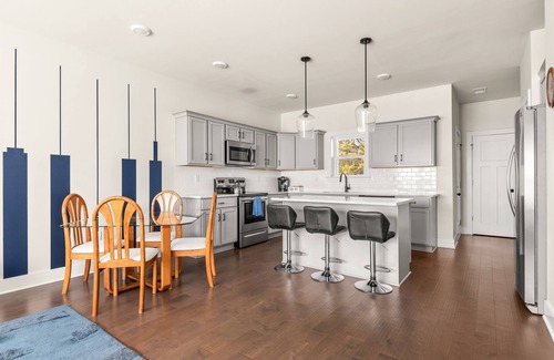Nashville House | Vintage Retreat Near Airport and Downtown Nash!