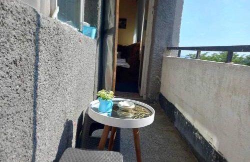 Sliven Apartment | Vintage Vibes - Family Flat in a Quiet Area