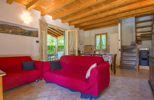 Coreglia Antelminelli House | Viola (BLU601) by Interhome