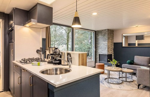 America House | VIP Cottage 2 People