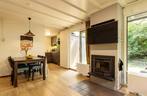 America House | VIP Cottage 2 People
