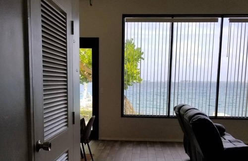 Majuro Cabin | VIP Private Cabin Rental