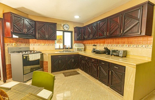 Bani Villa | VIP - "Villa Infinito"Bani's Beachside Mansion!