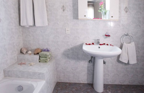 Agia Ermioni Villa | Visit Katerina's Place and enjoy the beauty of nature in the embrace of the sea