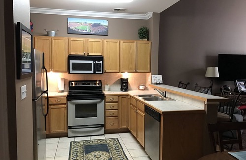 Oxford Condo | Visit Oxford And Stay In A Gated Community. Close To University Of Mississippi