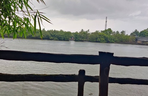 Kannur Villa | Vista Al Rio Villa Lakeside Stay in Heart of Kannur