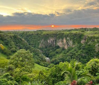 Ciudad Colon Bed & Breakfast | Vista Canyon Inn