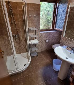 Perledo Apartment | Vista d'Oro Ulivo1 - 2 bedroom flat with lake view