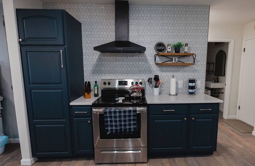 Roswell House | Vista Experience w/King Size Bed & Pet Friendly