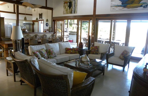 Sao Pedro House | Vista Film with Very Comfortable - 6 suites