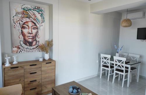 Menetai Apartment | Vista Mare Suites , 2 min drive to the sea (1)