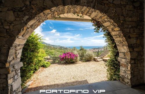 Rapallo Apartment | Vista nel blù con piscina by PortofinoVip