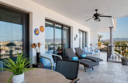 Centro House | Vista Pedregal great Marina Views and Location