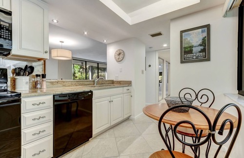 Bonita Bay House | Vista: Private Beach & Kayaking