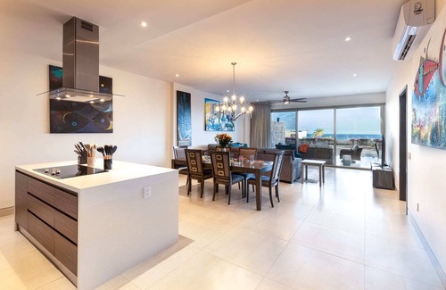 El Tezal Apartment | Vista Vela Luxury Ground Floor Terrace & BBQ!