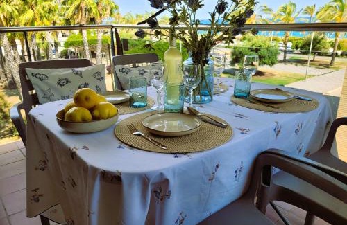 Pineda de Mar Apartment | VistaMar Beautiful Apartment with Amazing Sea View, Pineda de Mar