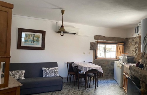 Torre de Moncorvo Apartment | Vita Portucale | Countryside Cottage Gem Moncorvo