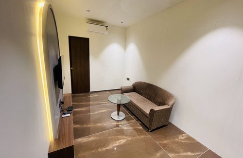 Khambhaliya Hotel | VITS Jamnagar