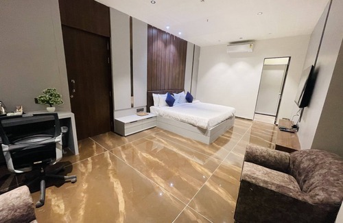 Khambhaliya Hotel | VITS Jamnagar