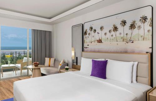 Caranzalem Hotel | Vivanta Goa, Miramar