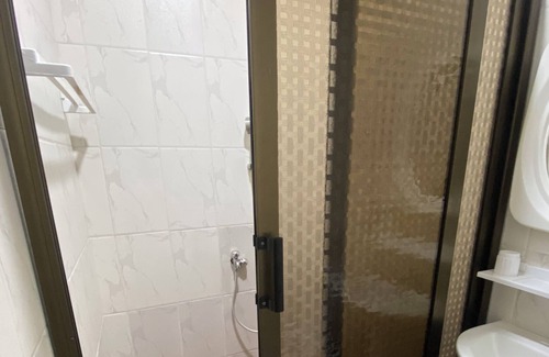 Winneba Hotel | Vivi Hotel