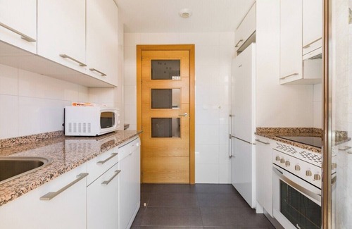 Moncloa-Aravaca Condo | Vivodomo - Free parking, super bright, 2bed/2bath