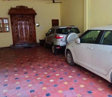 Kalapettai House | VJ VILLA HOME STAY BIG FAMILY GREY ROOM