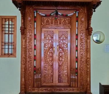 Kalapettai House | VJ VILLA HOME STAY BIG FAMILY GREY ROOM