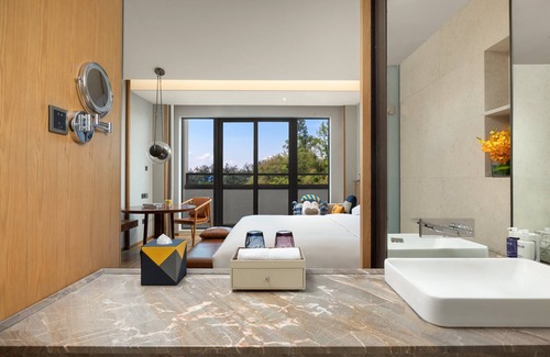 Chun'an Hotel | voco Thousand Island Lake by IHG