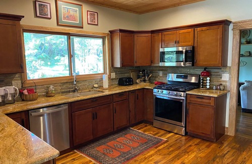 Royal Hawaiian Estates House | Volcano Rainforest Estate & Lodge; 5 miles to National Park; Hot Tub; 3 BR/3 BA