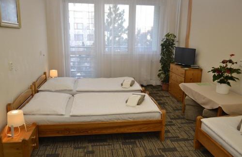 Kunratice Hostel | Volha