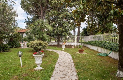 Battipaglia Apartment | Voltapensieri