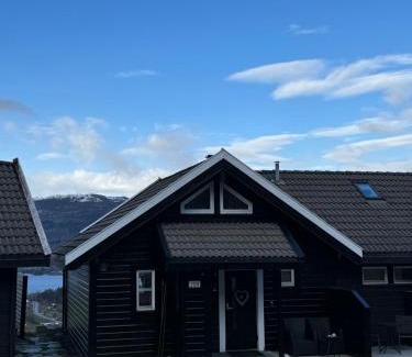 Skulestad Ski Chalet | Voss Hytte/Cabin