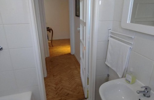 Alto do Pina House | Voyage 63-3f. Apartment with 3 bedrooms and a living room