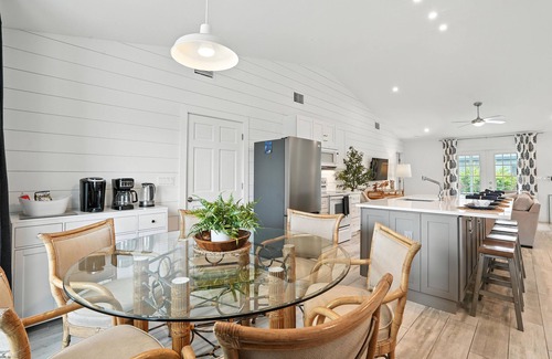 Naples Park House | Vrbo: Juniper Presents: Blue Haven – Outdoor Living + Close to Beach & Shops