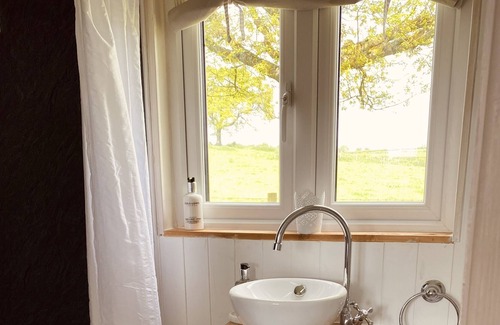 Wall-under-heywood Cabin | Vrbo Property