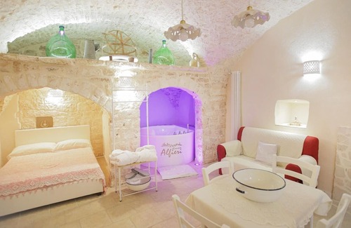 Old Town Cisternino Apartment | Vrbo Property