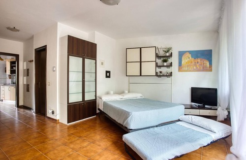 Zona XXIV Fonte Ostiense Apartment | Vrbo Property