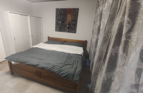 Prague 12 Apartment | Vu's Home - Apartmán Deluxe (50m2)