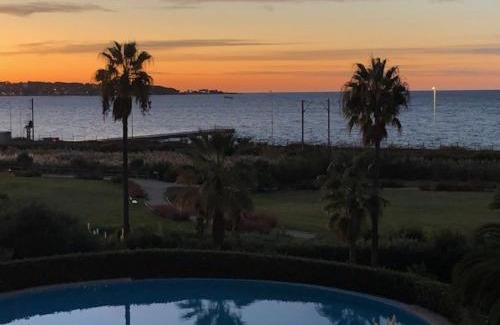 Antibes Apartment | Vue Mer Juan les Pins