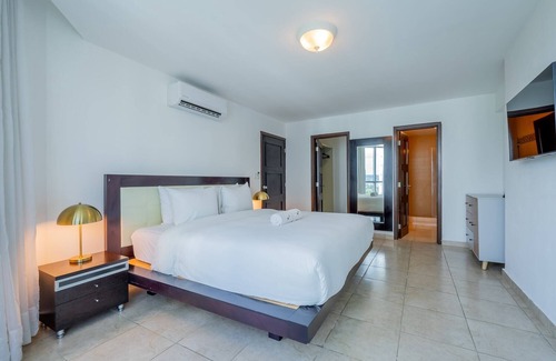 Costa del Este Apartment | w* | Phenomenal 2BR with Balcony in Costa del Este