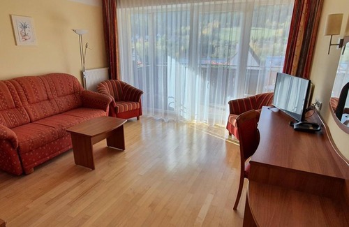 Anger House | Waagonhotel (1-2 nights) - Hotel Angerer-Hof
