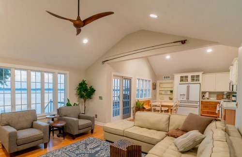 Waconia Cottage | Waconia Lakefront Cottage- dogs ok