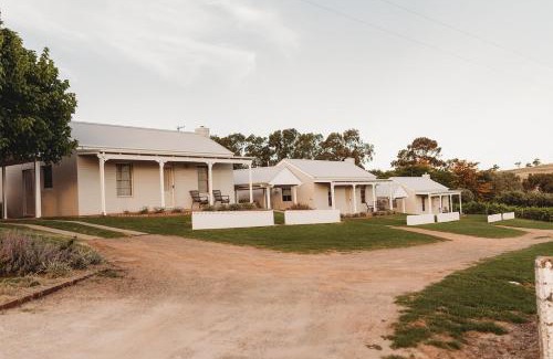 North Wagga Wagga House | Wagga Wagga Country Cottages