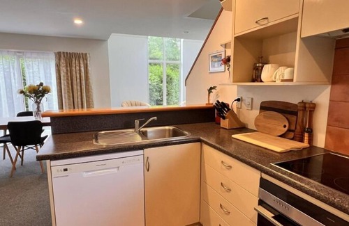 Burnside House | Waimairi Road-Quiet and relaxing near Canterbury University